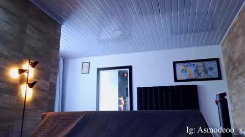 Snapshot of asmodeo_cox chatting on September 24, 1:42 pm Asmodeo - online show from September 24, 1:42 pm