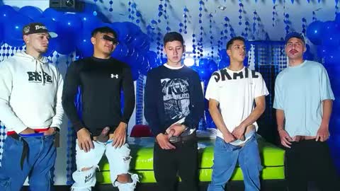 THOMAS AND DAMIAND online show from December 4, 12:19 am