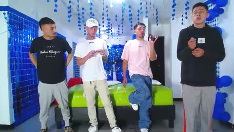 THOMAS AND DAMIAND online show from January 9, 12:14 am