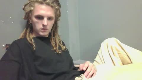 Snapshot of asphalt_surfer chatting on September 21, 2:06 pm asphalt surfer online show from September 21, 2:06 pm