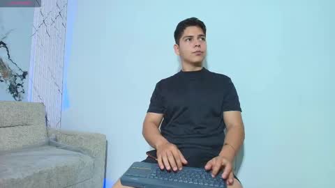 astablack_ online show from November 7, 10:02 pm