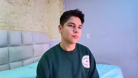 astablack_ online show from November 12, 10:14 pm