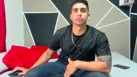 Astrom model independent online show from January 18, 10:28 pm