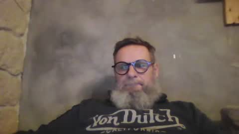 Snapshot of atatanka chatting on January 19, 7:26 pm atatanka online show from January 19, 7:26 pm