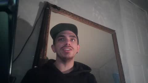 Snapshot of atmorin01 chatting on February 23, 1:42 am Atmarin199 aka Dre online show from February 23, 1:42 am