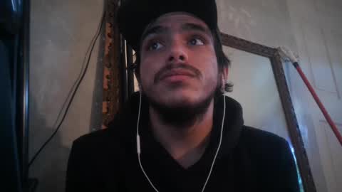 Snapshot of atmorin01 chatting on January 7, 9:35 pm Atmarin199 aka Dre online show from January 7, 9:35 pm