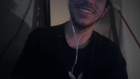 Snapshot of atmorin01 chatting on December 19, 2:56 am Atmarin199 aka Dre online show from December 19, 2:56 am
