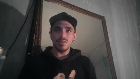 Snapshot of atmorin01 chatting on February 28, 9:04 am Atmarin199 aka Dre online show from February 28, 9:04 am