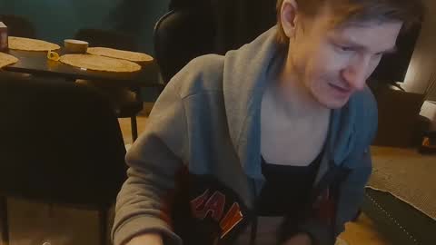 Max Powers online show from January 14, 4:47 am