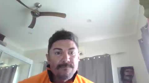 aussiemandon962425 online show from December 18, 1:12 am