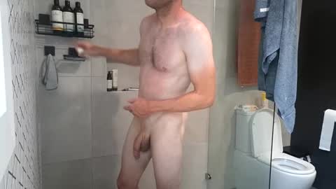 Snapshot of aussieweapon chatting on January 14, 11:16 pm Nick online show from January 14, 11:16 pm