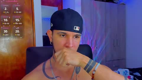 Snapshot of austin_curry chatting on September 26, 2:09 am A online show from September 26, 2:09 am