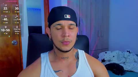 Snapshot of austin_curry chatting on September 19, 12:02 am A online show from September 19, 12:02 am