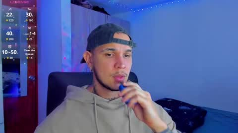 Snapshot of austin_curry chatting on September 30, 9:40 pm A online show from September 30, 9:40 pm