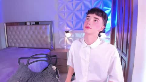 austin_rouse online show from March 17, 7:05 pm