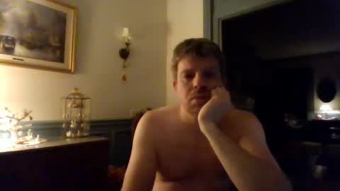 Snapshot of avenger8248 chatting on September 20, 6:24 am Avenger online show from September 20, 6:24 am