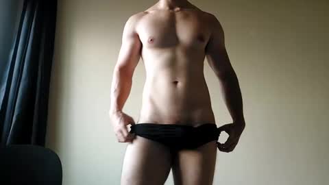 Snapshot of averagesizeboy chatting on January 10, 9:31 pm averagesizeboy online show from January 10, 9:31 pm