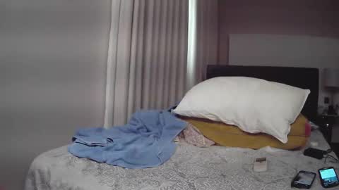 awardy3211 online show from October 20, 1:04 pm