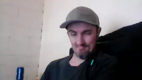 Snapshot of aweshite chatting on December 17, 6:42 pm aweshite online show from December 17, 6:42 pm