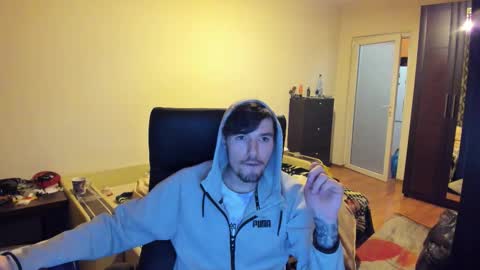 Justin online show from January 17, 2:25 am