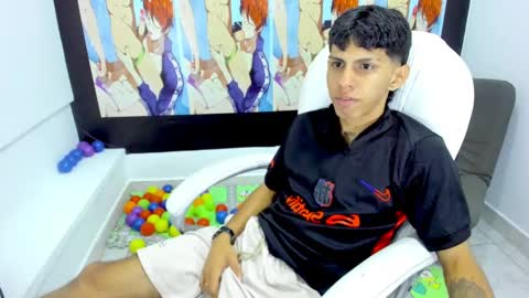 Snapshot of axeel_boy_ chatting on September 30, 3:34 am Axel online show from September 30, 3:34 am