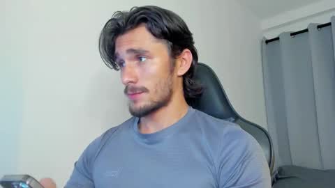 Axel online show from September 27, 1:58 am