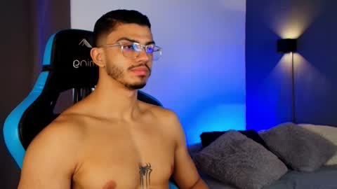 axel stein NEW ACCOUNT online show from February 1, 12:40 am