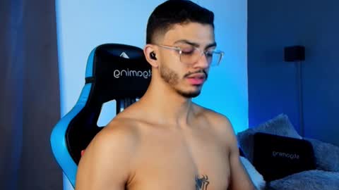 axel stein NEW ACCOUNT online show from February 22, 1:33 am