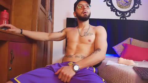     online show from September 29, 8:16 pm
