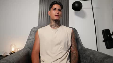 Agustin online show from October 16, 9:01 pm