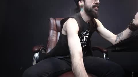 Snapshot of axelcolton chatting on February 15, 7:06 am AxelColton online show from February 15, 7:06 am