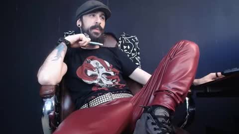 Snapshot of axelcolton chatting on March 7, 5:51 am AxelColton online show from March 7, 5:51 am