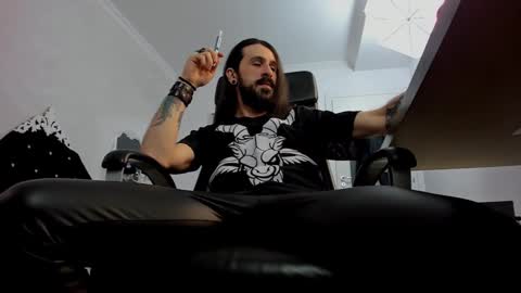 Snapshot of axelcolton chatting on January 2, 6:50 am AxelColton online show from January 2, 6:50 am