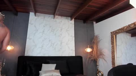 Axel Gowther online show from October 10, 11:59 am