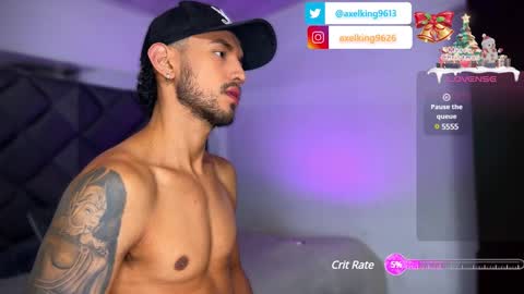 Snapshot of axelking13 chatting on December 18, 1:48 am Axel King online show from December 18, 1:48 am