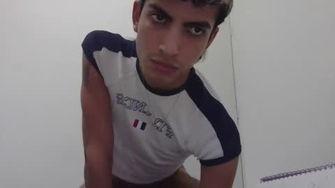 Axel  online show from February 4, 11:06 pm