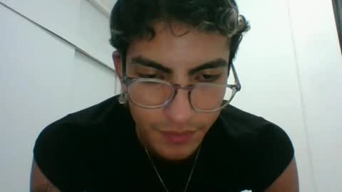 Axel  online show from February 27, 11:15 pm