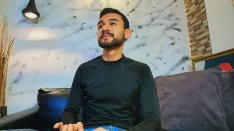 Axel Moon online show from February 3, 10:04 pm