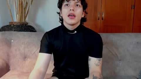 Axel Raven online show from October 30, 7:26 pm