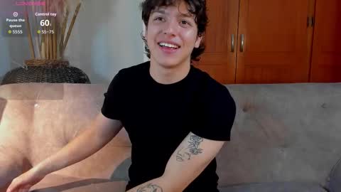 Axel Raven online show from October 11, 2:43 pm