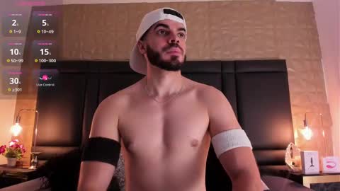 Axel Thompsom online show from October 10, 2:00 pm