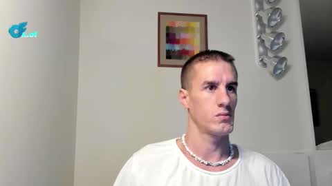 Axl online show from November 24, 1:06 am