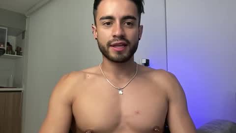 AYDAN STIVEN OF AYDANSTIVEN online show from November 22, 12:21 am