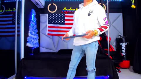 Ayden Miller online show from December 31, 12:32 am