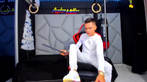 Ayden Miller online show from December 27, 2:47 am