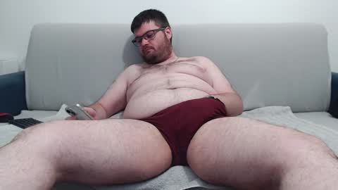Snapshot of azer912 chatting on December 10, 9:54 pm Azer online show from December 10, 9:54 pm