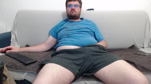 Snapshot of azer912 chatting on October 4, 4:01 pm Azer online show from October 4, 4:01 pm