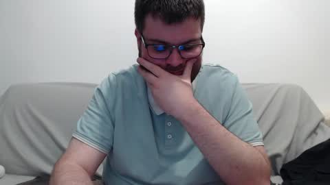 Snapshot of azer912 chatting on January 23, 9:39 pm Azer online show from January 23, 9:39 pm