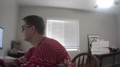 Snapshot of azsurfer39 chatting on December 24, 4:40 pm azsurfer39 online show from December 24, 4:40 pm