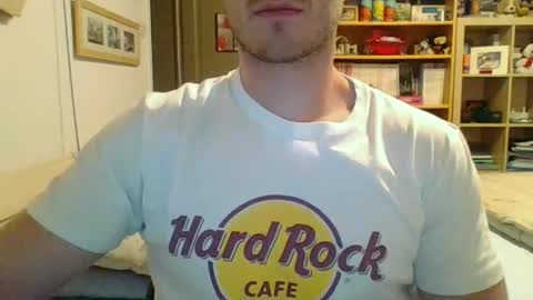 Snapshot of babacoolmagic chatting on September 13, 7:26 pm babacoolmagic online show from September 13, 7:26 pm